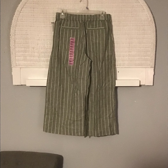 Beach Lunch Lounge Linen Cropped Pants (NWT) - Picture 4 of 8